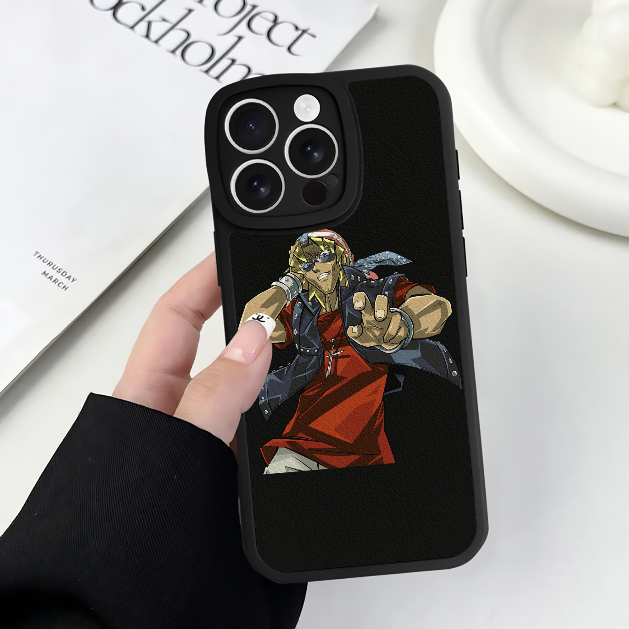 （画像用） 遊☆戯☆王 Yu-Gi-Oh! 【iPhone 16シリーズ対応】シリコンスマホケース（レザー調） 材質：シリコン